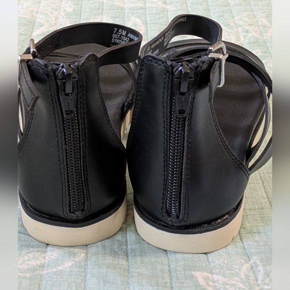 a.n.a Black Strappy Gladiator Sandals, never used. Size 7.5 - Picture 3 of 5